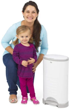 Korbell Mint Nappy Disposal System Luieremmer M250DSM -Kleintje Wereld 27498 korbell luieremmer sfeerfoto 1