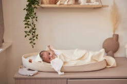 Jollein Embroidery Ivory 75 X 75 Cm Badcape 530-836-66069 -Kleintje Wereld Jollein Embroidery Ivory 75 x 75 cm Badcape 530 836 66069.9