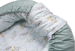 MamaLoes Berry Branch Omkeerbaar Babynest ML3061 -Kleintje Wereld MamaLoes Berry Branch Omkeerbaar Babynest ML3061 01