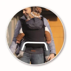 Momi Collet Navy Blue Ergonomische Draagzak NOSI00002 -Kleintje Wereld Momi Collet Navy Blue Ergonomische Draagzak NOSI00002 5