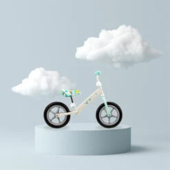 QKids Fleet Balance Bike Grey Triangles Loopfiets QKIDS00001 -Kleintje Wereld QKids Fleet Balance Bike Grey Triangles Loopfiets QKIDS00001 4