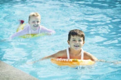 Freds Swim Academy Swimtrainer Classic Yellow 4 - 8 Jr (20-36 Kg) 10330 -Kleintje Wereld Swimtrainer Oranje Geel 1