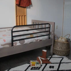 Fenss Trombone Zwart Metaal Uitschuifbaar Bedhekje 64641 -Kleintje Wereld a3 baby kids trombone zwart metaal uitschuifbaar bedhekje 64641 2