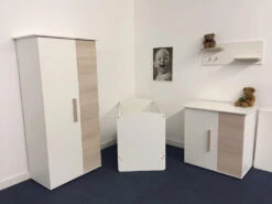 Commode Jasper 41618 -Kleintje Wereld b0949806 dd56 482b b10d b916254ec3a4 1 147075295057a9e8b6a1285 9