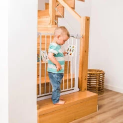 Baby Ono Safety Gate Wit Traphek Klemhek 943/01 -Kleintje Wereld baby ono safety gate wit traphek klemhek 943 01 5