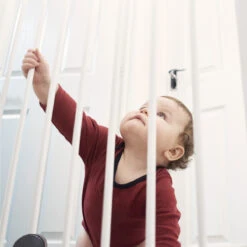 Babygo Safety BabySecure Wallfix White Traphek 4061 -Kleintje Wereld babygo safety babysecure wallfi10 white traphek 4061 x 1