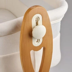 Babygo SideBySide Creme Wieg Aan Bed 4161 -Kleintje Wereld babygo sidebyside creme wieg aan bed 4161 4