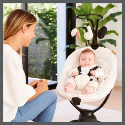 Babymoov Swoon Evolution Teddy Curl White Babyschommel A055020 -Kleintje Wereld babymoov swoon evolution curl white babyschommel a055020 3