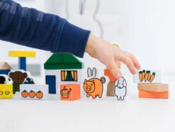 Bambolino Toys Nijntje Boerderij Houten Blokken 33410 -Kleintje Wereld bambolino toys nijntje boerderij houten blokken 33410 2