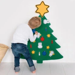 Bambolino Toys Nijntje Vilt Kerstboom 17017 -Kleintje Wereld bambolino toys nijntje vilt kerstboom 17017 2