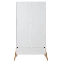 Bellamy Lotta Snow Babykamer: Ledikant/Juniorbed, Commode En 2-Deurskast -Kleintje Wereld bellamy lotta snow 2 deurskast lobisz2d 1 1