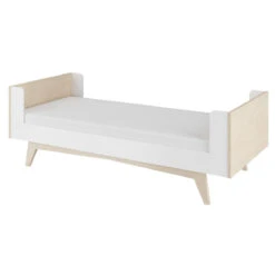 Bellamy So Sixty Babykamer: Ledikant/Juniorbed, Commode En 2-Deurskast -Kleintje Wereld bellamy so sixty 70 x 140 160 cm ledikant juniorbed ssbilo70 3 2