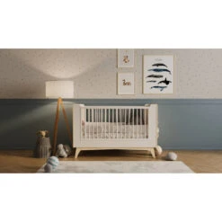 Bellamy So Sixty Babykamer: Ledikant/Juniorbed, Commode En 2-Deurskast -Kleintje Wereld bellamy so sixty babykamer 01 2