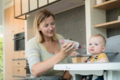 Bo Jungle B-Food Dispenser Grijs Knijpzakje B500630 -Kleintje Wereld bo jungle b food dispenser grijs knijpzakje b500630 5