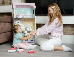 Cangaroo Anna Houten Poppenhuis 4121 -Kleintje Wereld cangaroo anna houten poppenhuis 4121 2 2