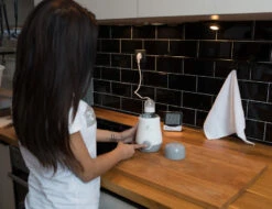 Cangaroo Grijs Babyuno Flessenwarmer 5687 -Kleintje Wereld cangaroo grijs babyuno flessenwarmer 5687