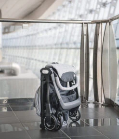 Chicco WE Cool Grey Wandelwagen 79885.19 -Kleintje Wereld chicco we grey wandelwagen 79885.23 12 1