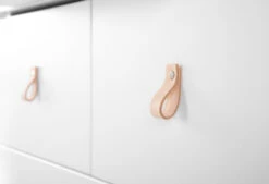 Babykamer Romy: Ledikant & Commode 16 Babykamer Romy: Ledikant & Commode -Kleintje Wereld commode noah 4 2