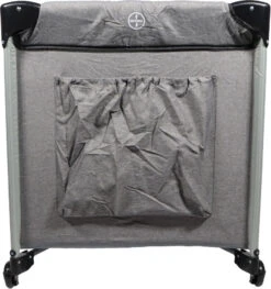 Ding Stripe Grey Melange Deluxe Campingbed DI-271804 -Kleintje Wereld ding campingbed deluxe grey opbergvak01k