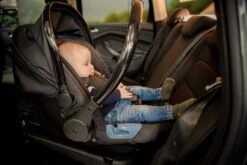 Ding Fenix Grey/Silver Autostoel 0-13kg 17 Ding Fenix Grey/Silver Autostoel 0-13kg -Kleintje Wereld ding fenix autostoel302 1