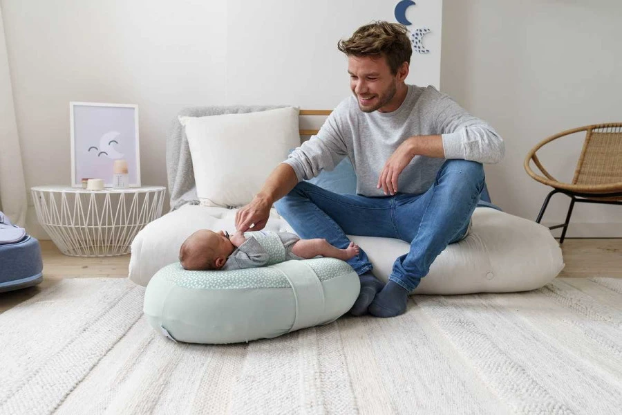 Doomoo Relax Cover Cloudy Kaki Voedingskussenhoes Voor Buddy Of Softy BR07 4 Doomoo Relax Cover Cloudy Kaki Voedingskussenhoes Voor Buddy Of Softy BR07 - Afbeelding 2