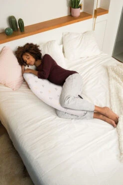 Doomoo Sleepy Flower Grey Zwangerschapskussen SL04 -Kleintje Wereld doomoo sleepy flower grey zwangerschapskussen sl04 1920x1920