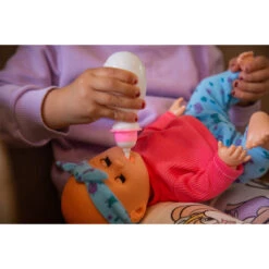 Eco Toys 33cm Pop Blauw/Roze Outfit Met Accessoires HC531515 -Kleintje Wereld eco toys 33cm pop blauw roze outfit met accessoires hc531515 01