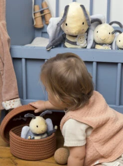 Happy Horse Bee Benja 26 Cm No. 2 Knuffel 133711 -Kleintje Wereld happy bee benja lifestyle 1