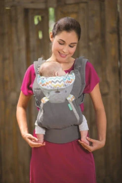 Infantino Cuddle Up Ergonomic Hoodie Draagzak BK-05331 -Kleintje Wereld infantino cuddle up hoodie carrier bk05331 3