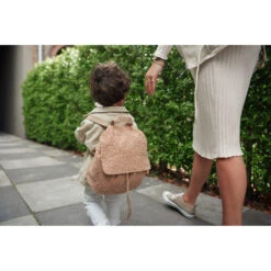 Jollein Boucle Biscuit Rugtasje 057-591-66067 -Kleintje Wereld jollein boucle rugzakje .1 1
