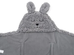 Jollein Bunny Storm Grey Wikkeldeken 032-566-65332 -Kleintje Wereld jollein bunny storm grey wikkeldeken 032 566 65332 2