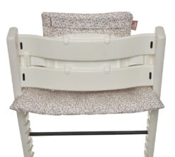 Jollein Dotted Biscuit Meegroei Stoelverkleiner 019-533-66083 -Kleintje Wereld jollein dotted biscuit meegroei stoelverkleiner 019 533 66083 2 1