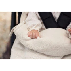 Jollein Grain Knit Oatmeal 3/5 Punts 0-9 Maanden Autostoel Voetenzak 025-811-67047 -Kleintje Wereld jollein grain knit oatmeal 0 9 maanden autostoel voetenzak 025 811 67047 2