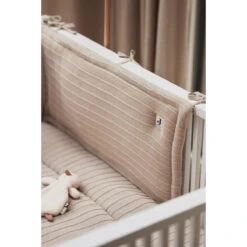 Jollein Pure Knit Nougat 30 X 180 Cm Bedbumper 004-895-67011 -Kleintje Wereld jollein pure knit nougat 30 x 180 cm bedbumper 004 895 67011 .5