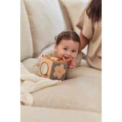 Jollein Spring Garden Activiteitenkubus 119-001-67018 -Kleintje Wereld jollein spring garden activiteitenkubus 119 001 67018 .8