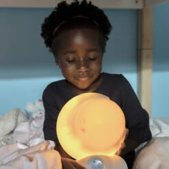 Kidywolf Kidymoon Nachtlampje Slaaptrainer -Kleintje Wereld kidywolf kidymoon nachtlampje slaaptrainer 2