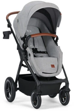 Kinderkraft B-Tour Silver Grey 3-in-1 Combi Kinderwagen Incl. Autostoel KSBTOU00LGR3000 -Kleintje Wereld kinderkraft b tour 3 in 1 silver grey wandelwagen ksbtou00lgr3000 5 1920x1920