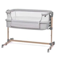 Kinderkraft Neste Air Grey-Wood Wieg Aan Bed KKLNEAIRGRY00W -Kleintje Wereld kinderkraft neste air grey wood wieg aan bed kklneairgry00w .3