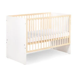 Babykamer Milly: Ledikant & Commode -Kleintje Wereld ledikant milly 60 x 120 cm 2 2