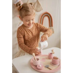 Label Label Roze Houten Theeservies Set LLWT-24838 -Kleintje Wereld llwt 24838 5420067924838 tea set pink 02