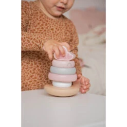 Label Label Roze Houten Tuimelring Piramide LLWT-25224 -Kleintje Wereld llwt 25224 5420067925224 stacking rings balance pink 04