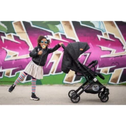 Lorelli Fiorano Dolphin Grey Wandelwagen Incl. Beenkap 1002149-2380 -Kleintje Wereld lorelli fiorano sfeer 3 1