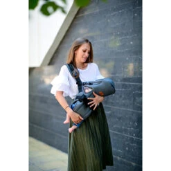 Lorelli Weekend Grey Draagzak 1001011-0005 -Kleintje Wereld lorelli weekend grey draagzak 1001011 0005 lifestyle