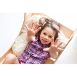 Luna Toys Kleuren Houten Schommelstoel / Rocker LU-36905 -Kleintje Wereld luna toys naturel houten schommelstoel rocker lu 36899 5 1