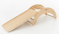 Luna Toys Colorful Multi Houten Klimboog LU-00568 -Kleintje Wereld luna toys roze houten klimboog lu 00575 4 1