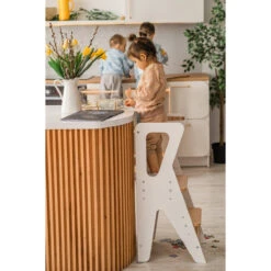 Luna Toys Wit Houten Leertoren Keukenhulp LU-00552 -Kleintje Wereld luna toys wit houten leertoren keukenhulp 4