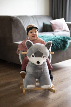 MamaLoes Husky Hobbeldier ML050401 -Kleintje Wereld mamaloes hobbel husky 03 a