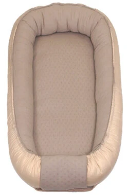 MamaLoes Amy Ajour Nougat Omkeerbaar XXL Babynest 85391 -Kleintje Wereld mamaloes amy ajour nougat omkeerbaar xxl babynest 85391 5