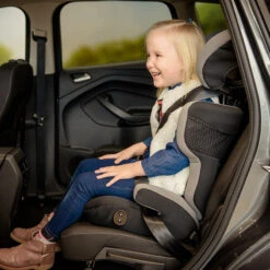 Ding Mike Zwart/Grijs Autostoel 15-36kg CS007 -Kleintje Wereld mamaloes ding mike zwartgrijs autostoel 15 36kg3