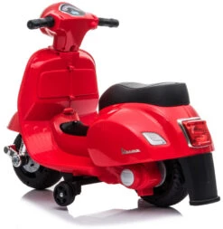 Eco Toys Red Elektrische Vespa Scooter H1 -Kleintje Wereld mamaloes eco toys red elektrische vespa scooter h1 3